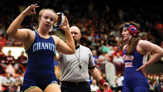 DILLOW WINS THIRD STATE TITLE