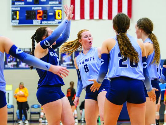 Chanute stays perfect in SEK play