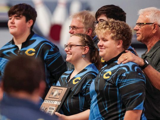 Chanute unified bowling takes runner-up at regionals