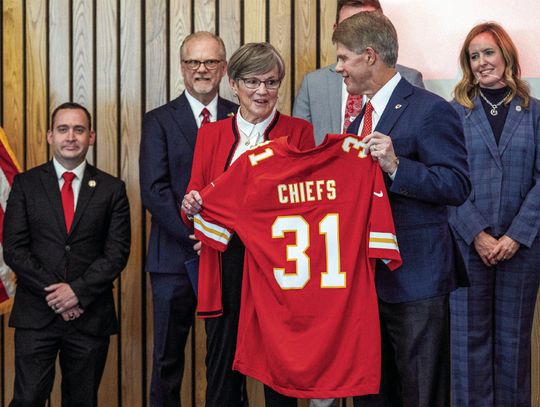 Chiefs agree to deal to move to Kansas in 2031