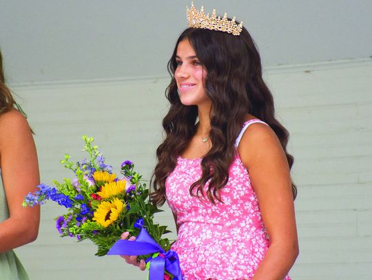 Community spirit reigns during Thayer Homecoming celebrations
