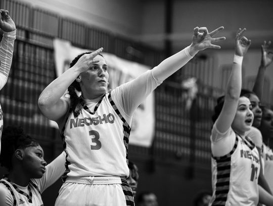 Neosho County routs Highland by 44 points