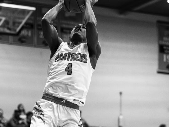 Powaukee’s 27 powers Panthers past Scotties