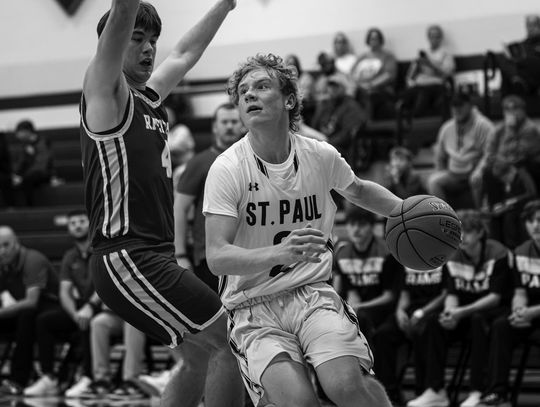 St. Paul boys fall to Riverton in Mark Terlip finale