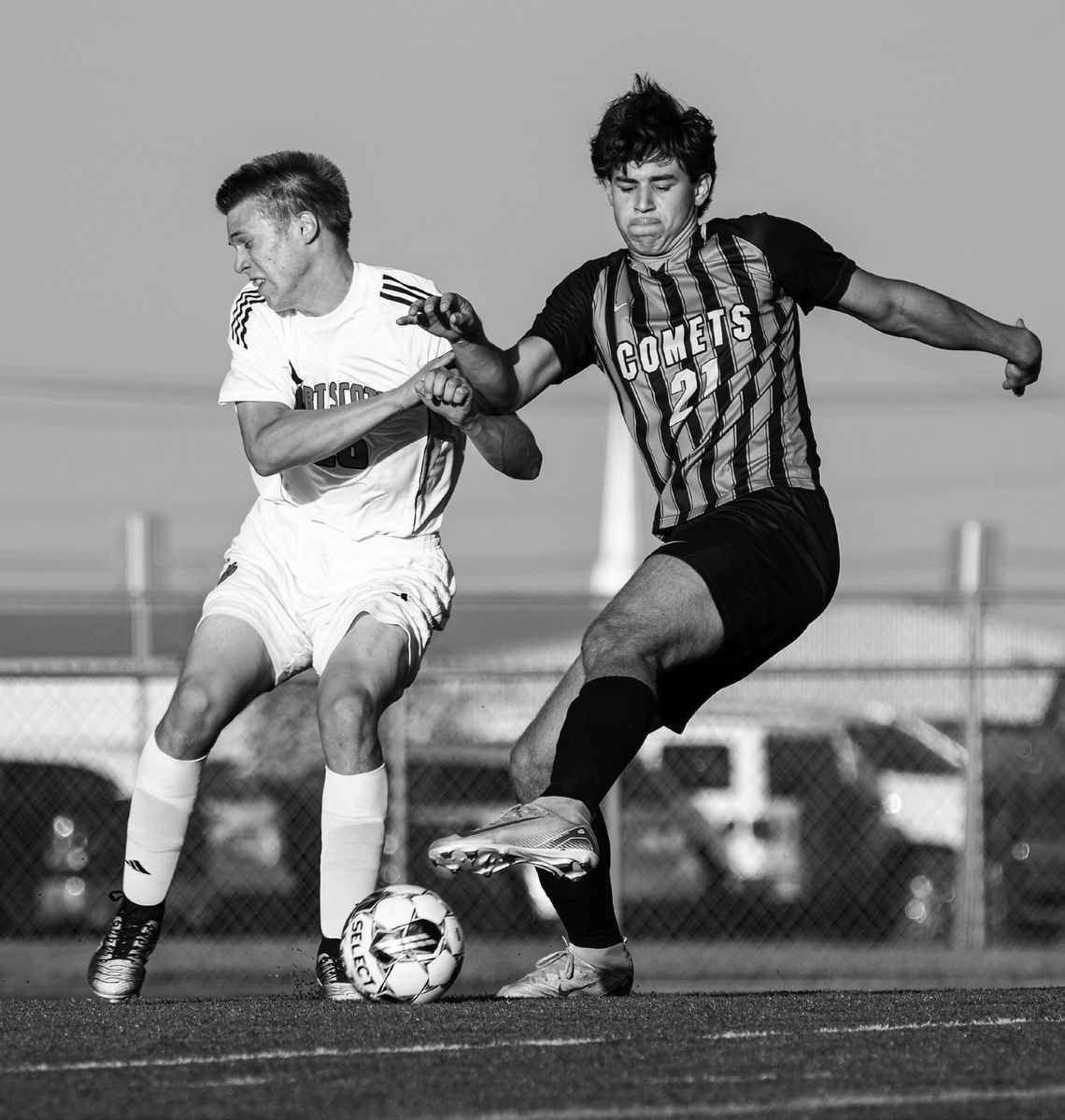 Blue Comets stay hot, blank Tigers at home
