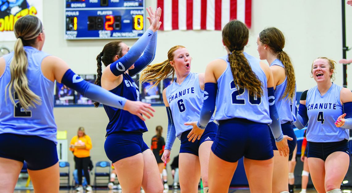 Chanute stays perfect in SEK play