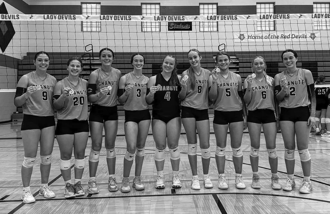Chanute stays perfect, wins Erie tourney