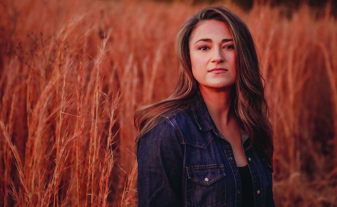 Grammy-nominated artist Jennifer Knapp returning for Hall of Fame induction, to put on hometown show