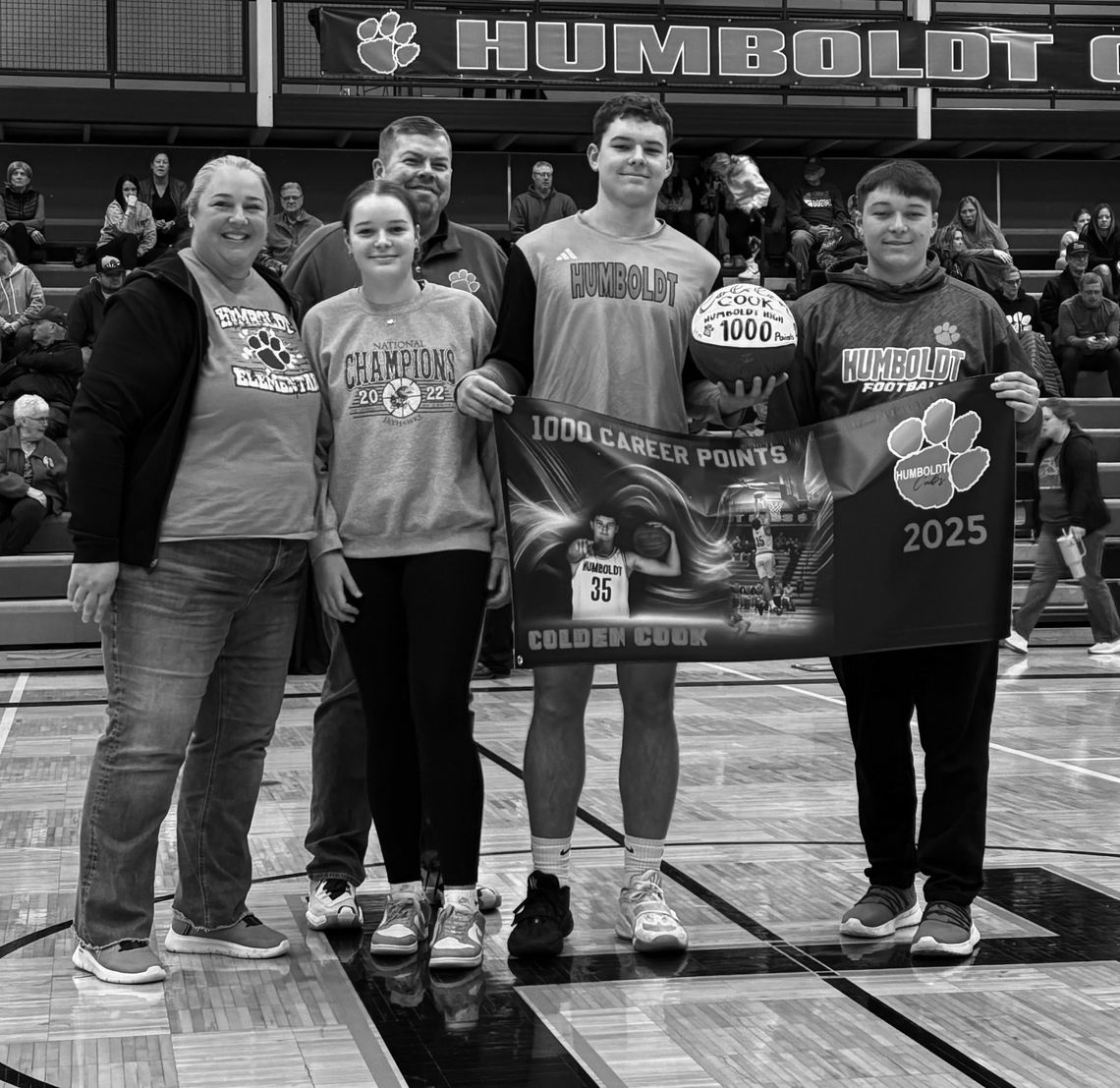 Humboldt’s Cook reaches 1,000 points in win