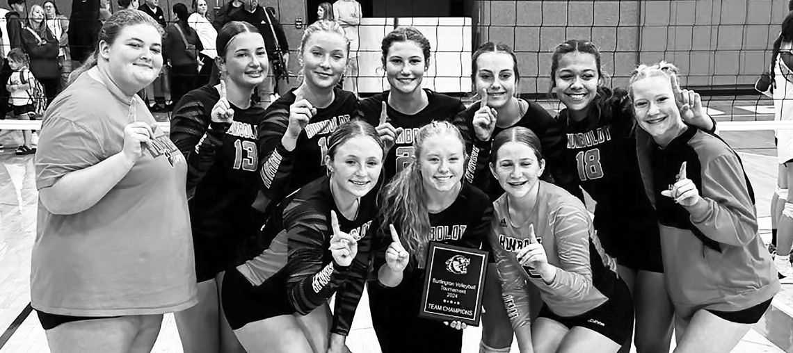 Humboldt volleyball wins Burlington Tournament