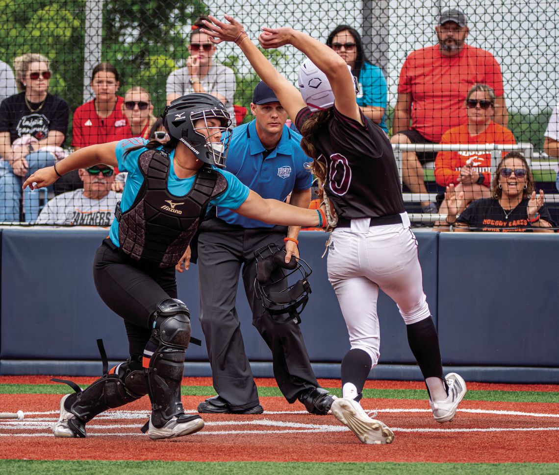 Panthers upset by Allen at regionals