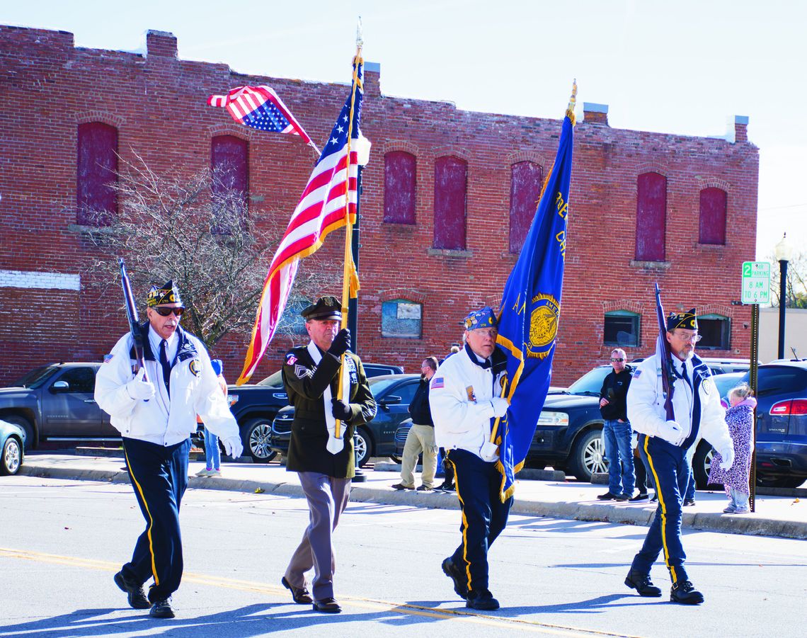 Top Photo: Members Top Photo: Members